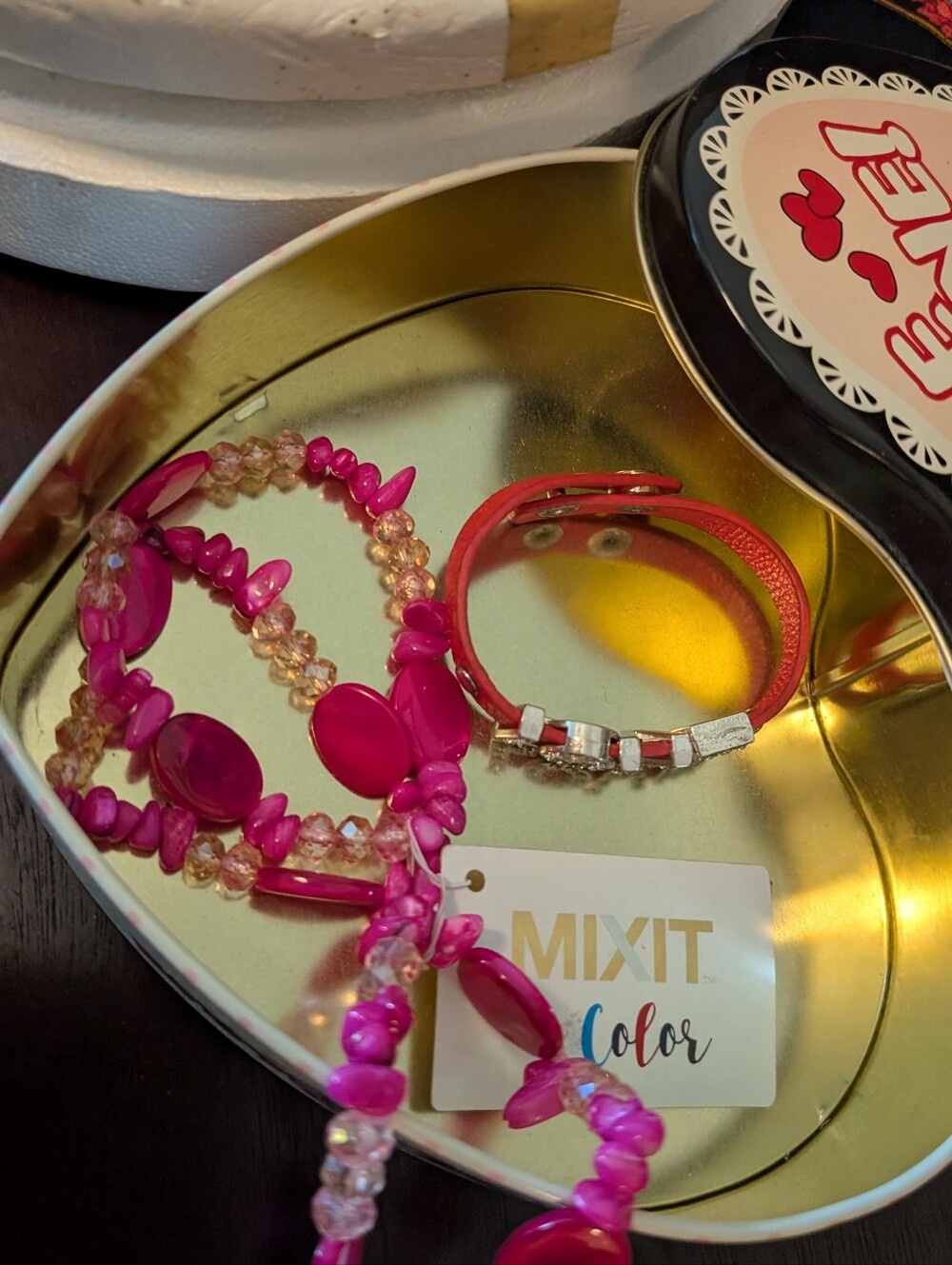 Betty Boop Trinket Tin And  Bright Pink Beaded Bracelet & Pink Cuff Set